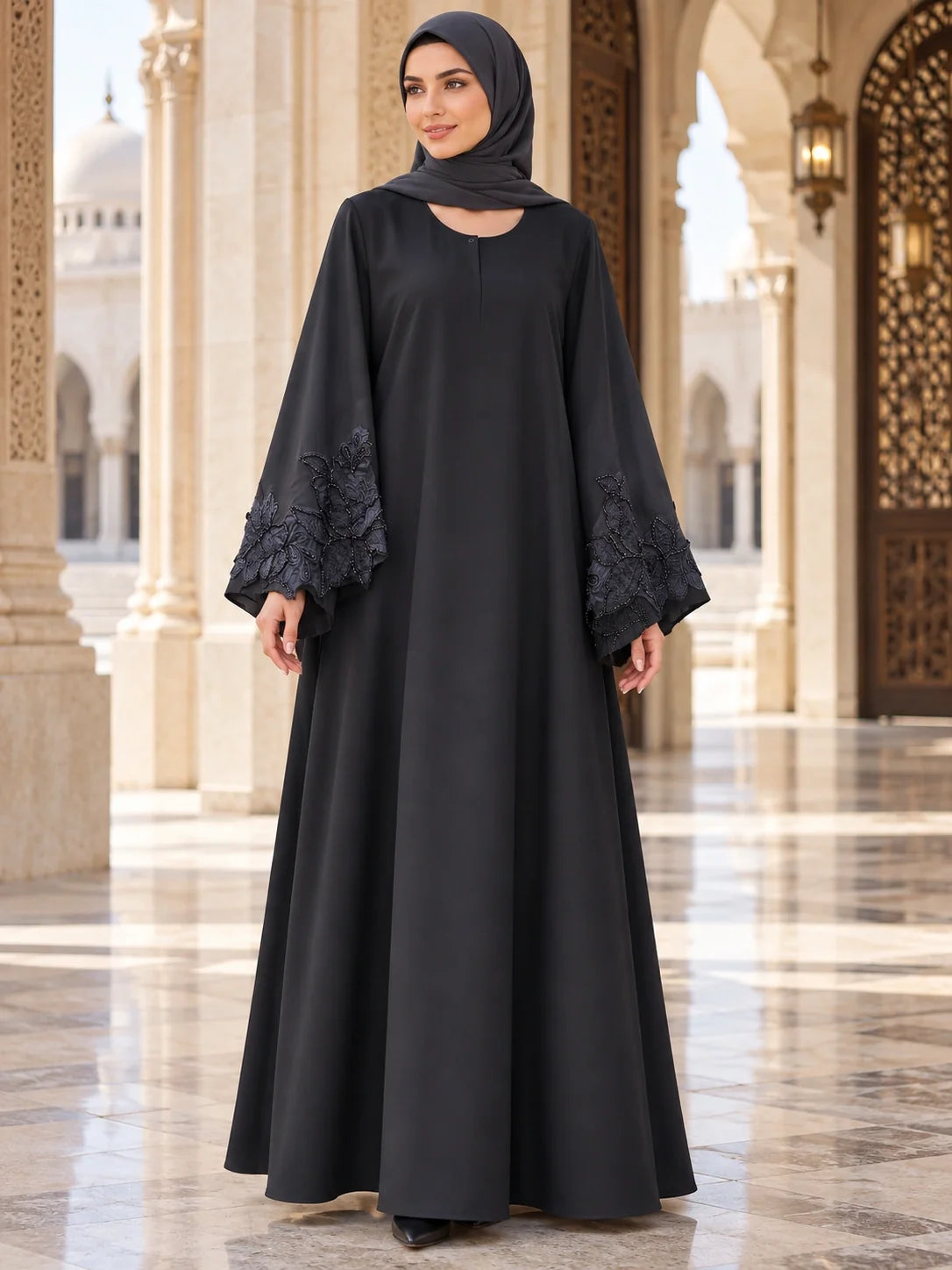 Anaam Abaya in Black