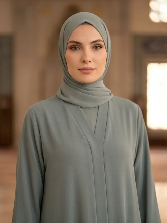 Ayra Abaya - sleeve and cuff detail
