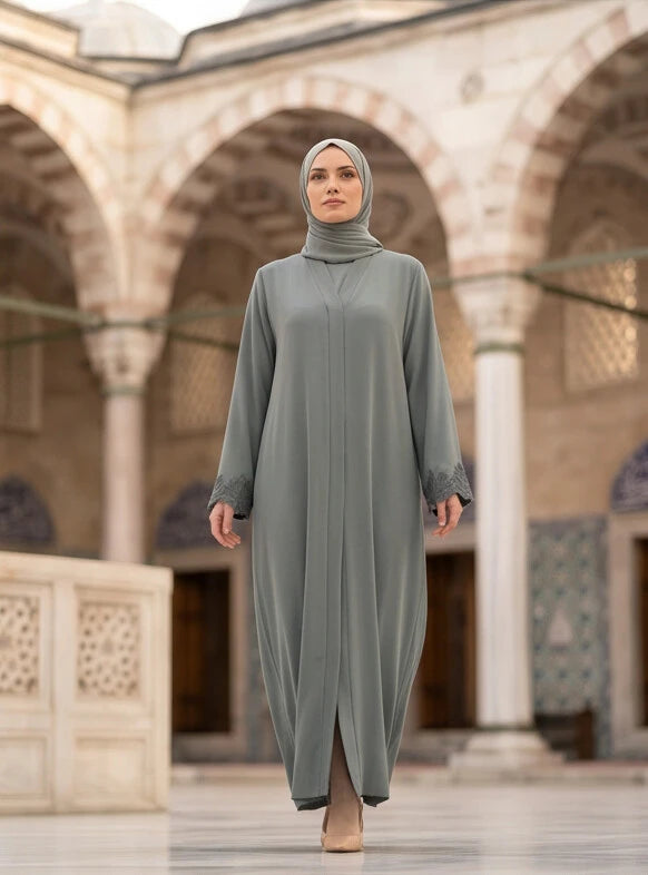 Ayra Abaya - full length rear view