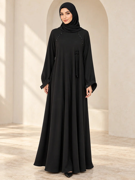 Dilara Abaya in Black