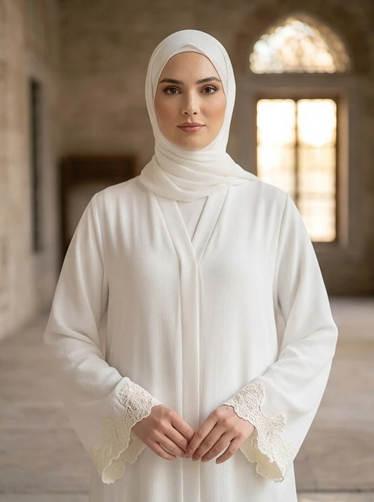 Hoor Abaya - sleeve and cuff detail