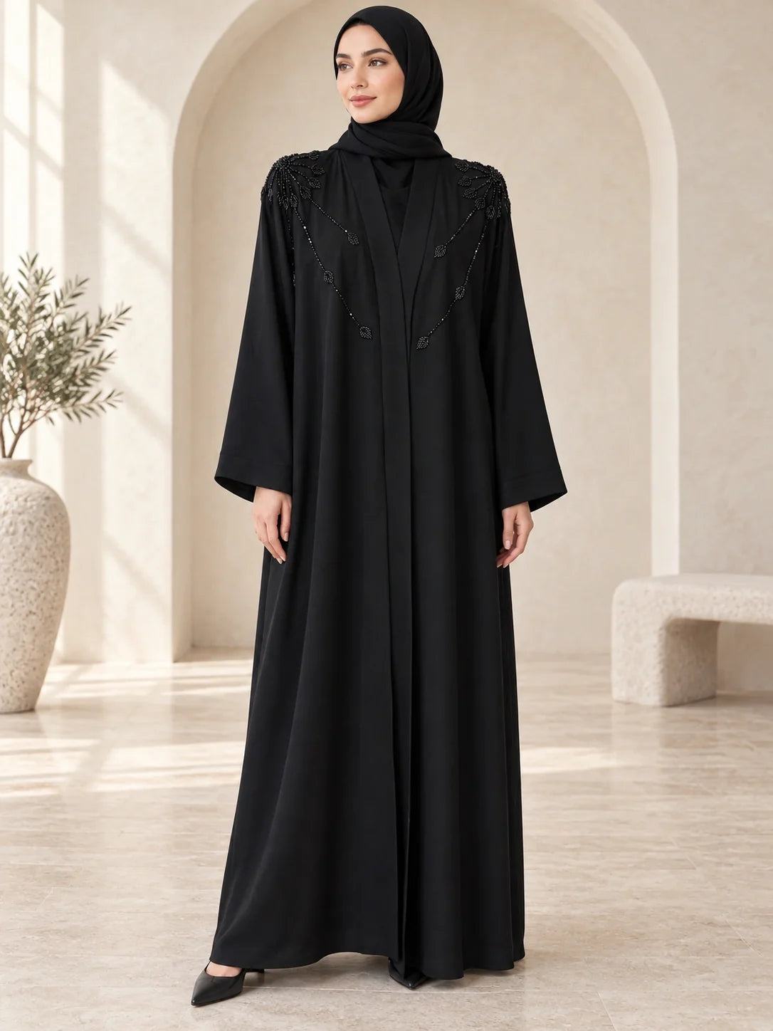 Ilma Abaya in Black