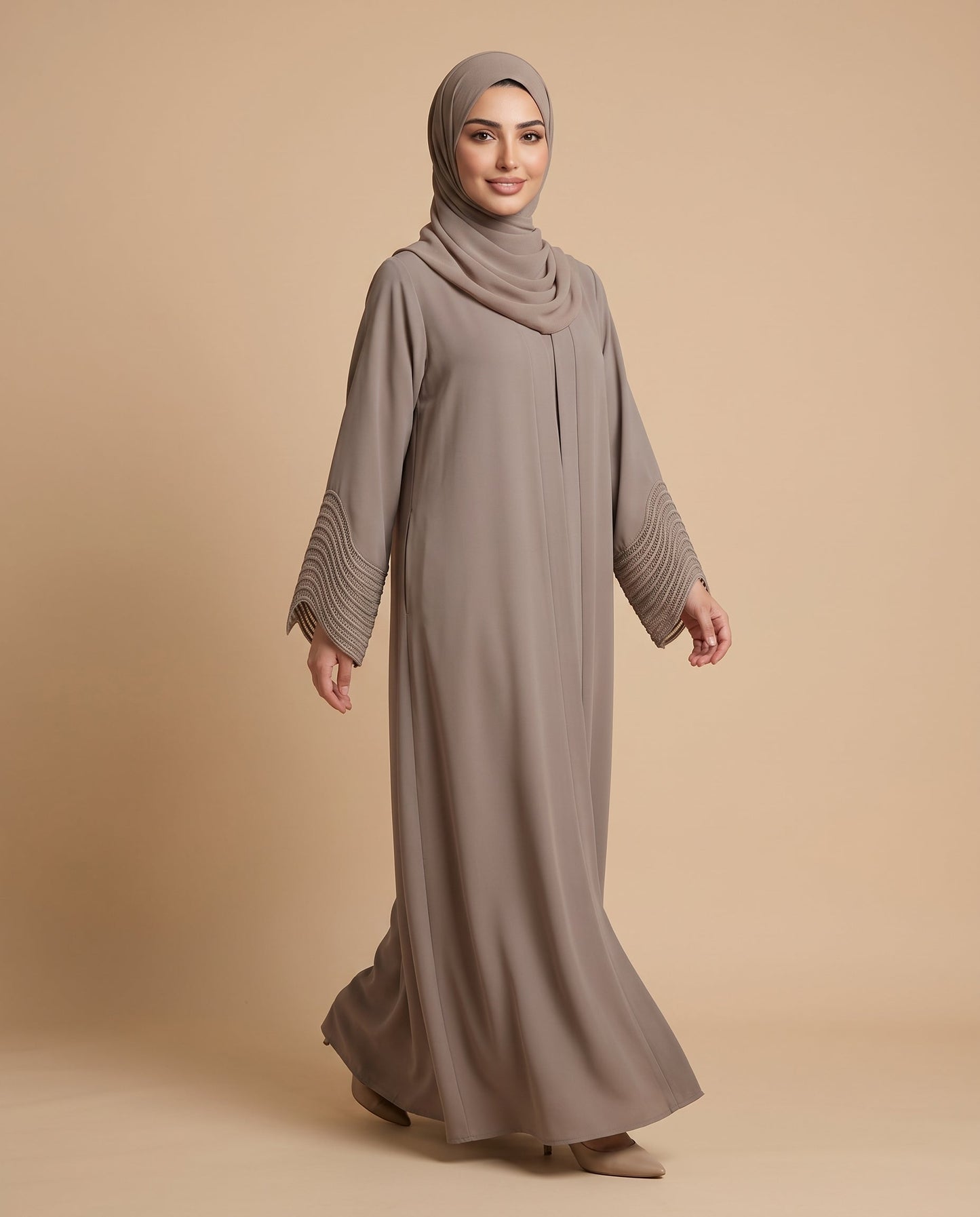 Manahil Abaya