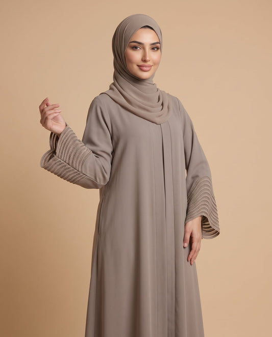 Manahil Abaya
