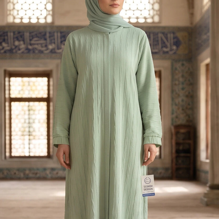 Muneera Abaya - side view