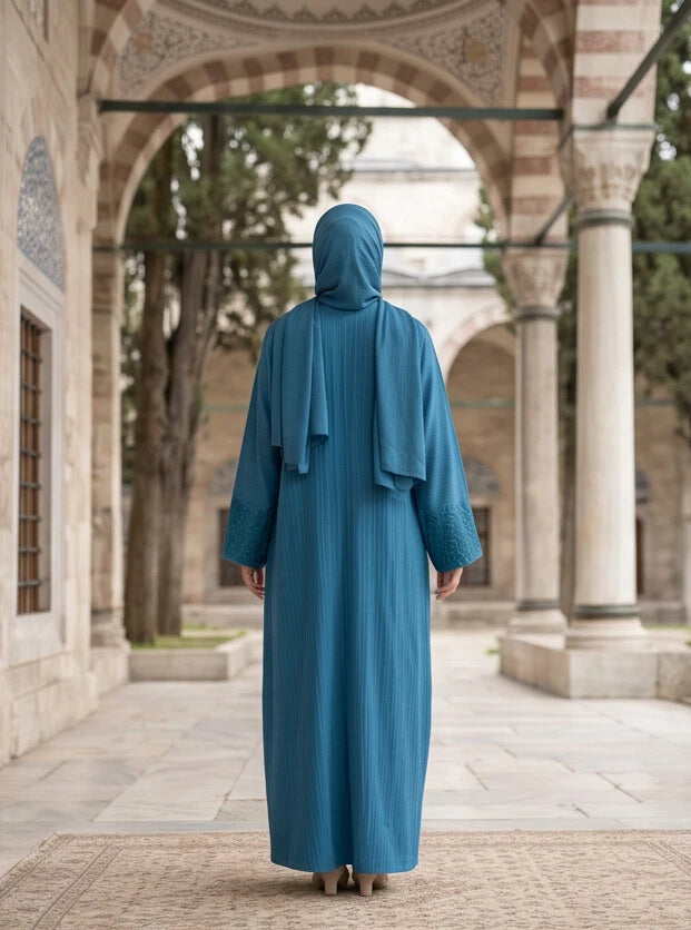 Rahma Abaya - fabric drape detail