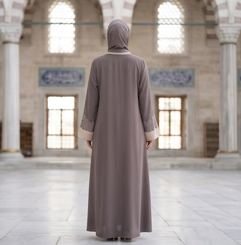 Sumayya Abaya - fabric drape detail