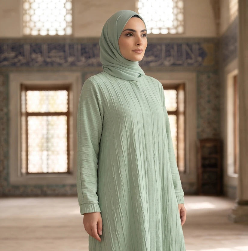 Zahra Abaya - full styling view