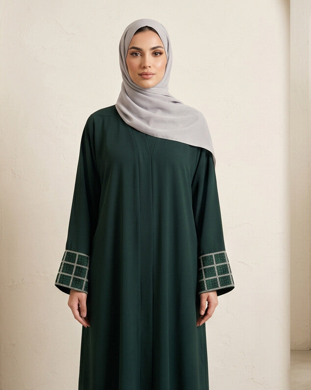 Muneera Abaya