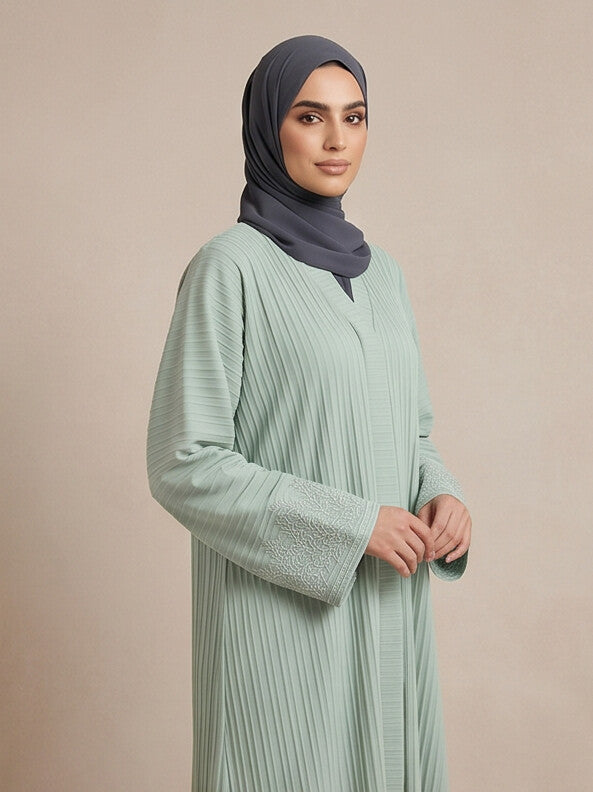 Dania Abaya