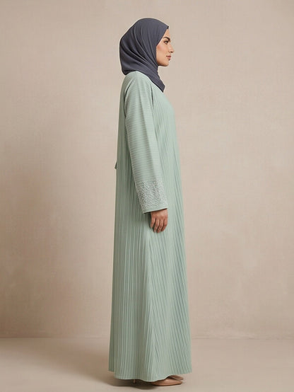 Dania Abaya
