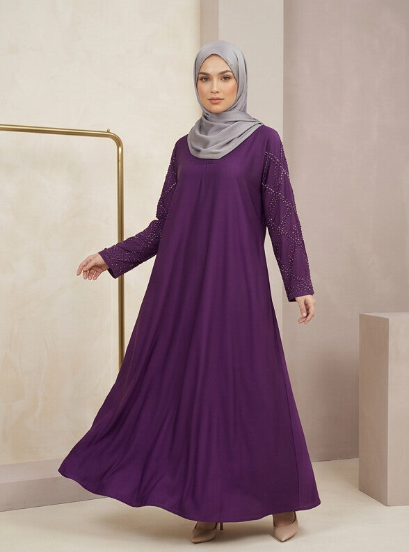 Hafsa Abaya