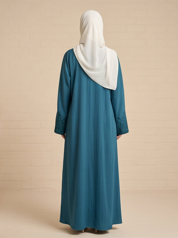 Naima Abaya