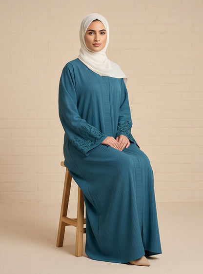 Naima Abaya