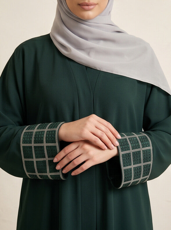 Muneera Abaya
