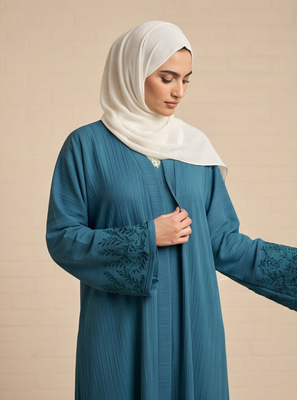 Naima Abaya