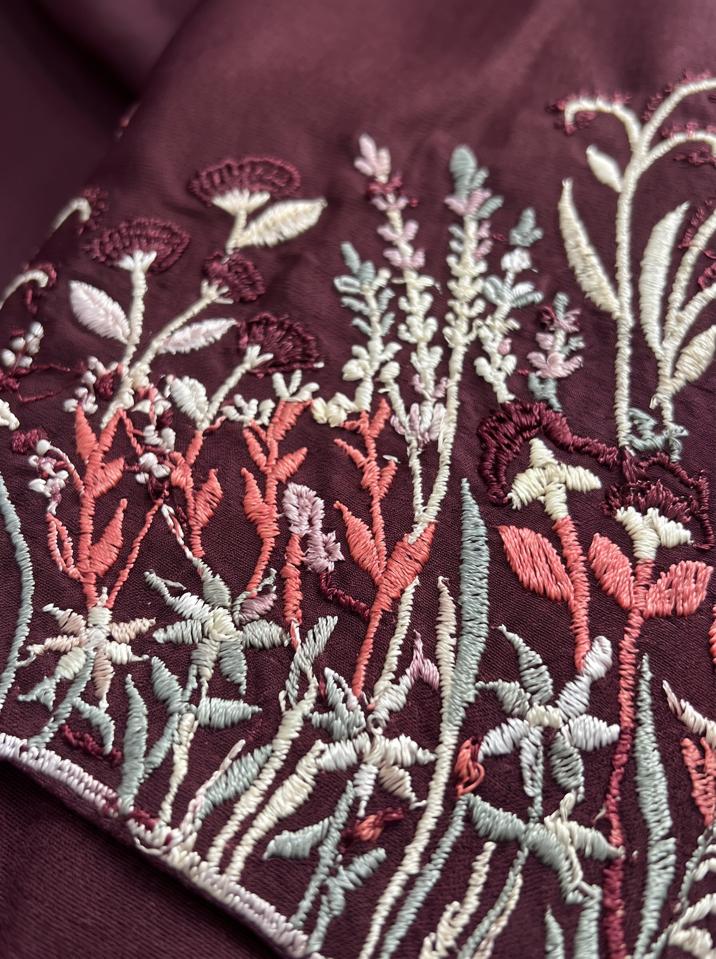 Noor burgundy abaya, macro sleeve embroidery detail